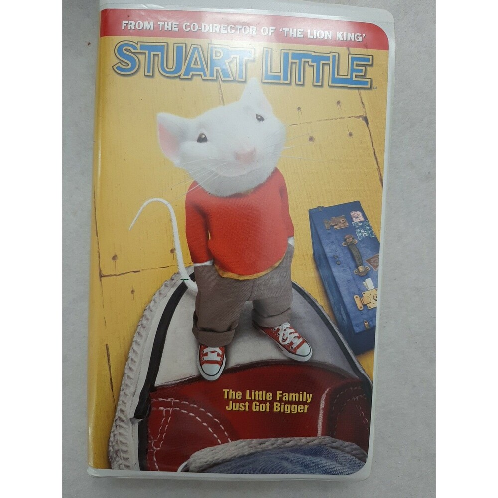 Stuart Little VHS, 2000, Clamshell Case Genes Davis Family Adventure